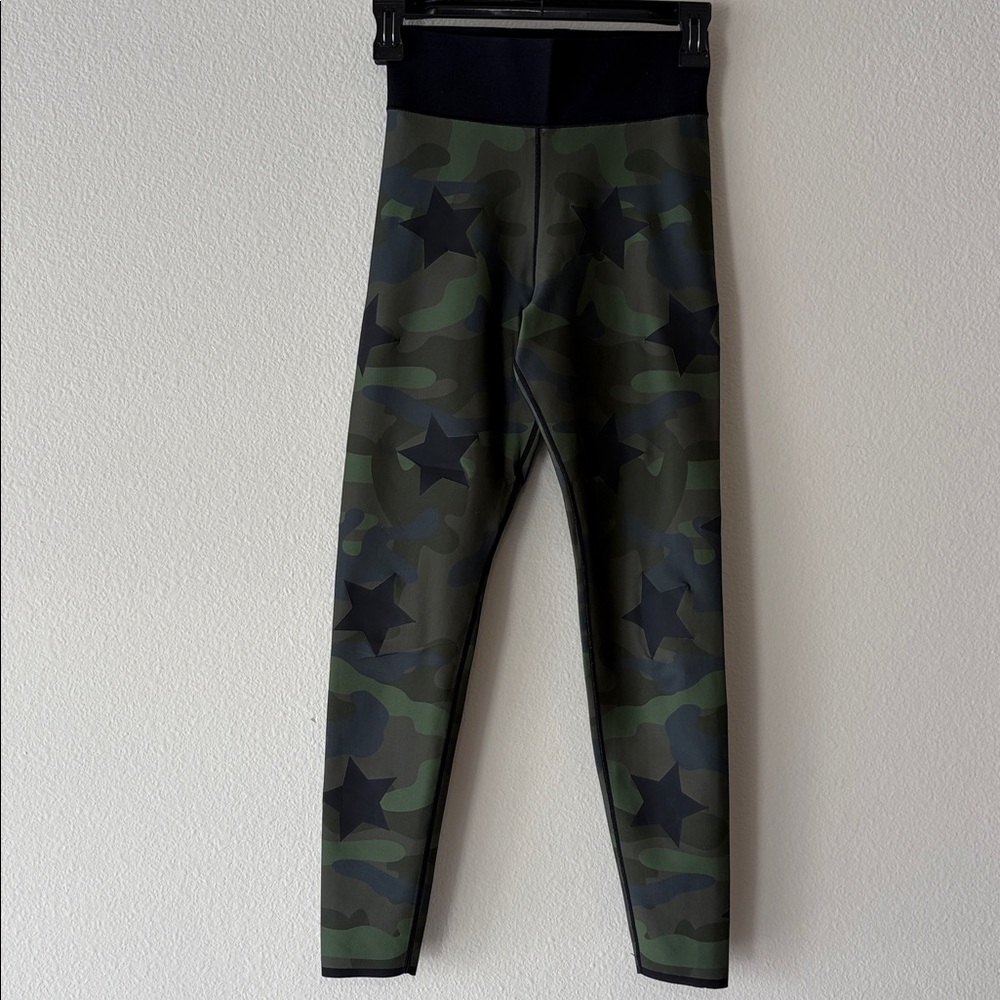 ULTRACOR Green Camouflage Leggings with black stars all over- Elastic waist - Picture 2 of 5